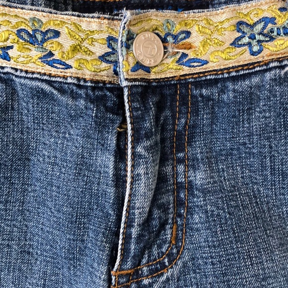 Tyte Denim Shorts Sz 11 - Picture 3 of 6